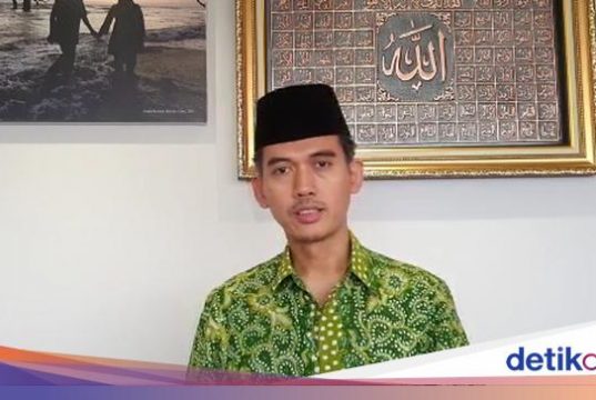 Lampiran Investasi Miras Dicabut, MUI Ingatkan Jokowi Soal Wisata Halal
