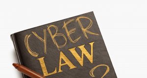 Cyber Law dan Cyber Crime di Indonesia