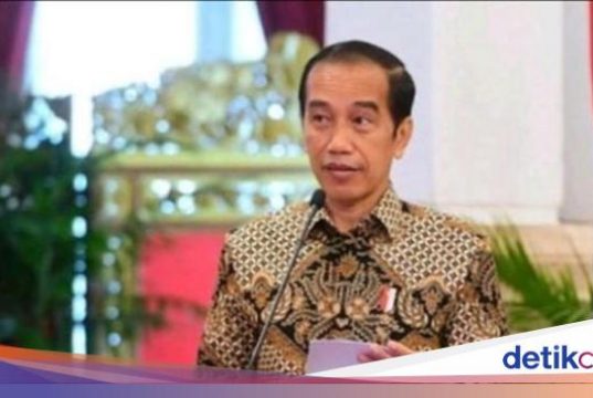 Pelajaran dari Pencabutan Perpres Investasi Miras