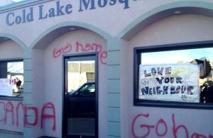 Perusakan terhadap Area untuk Sholat di Bandara Pearson Kanada Diselidiki sebagai Kejahatan Rasial