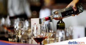 PWNU Jabar Sambut Baik Dicabutnya Lampiran Perpres soal Investasi Miras