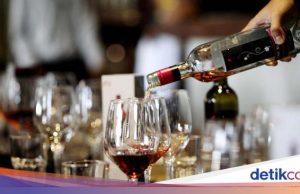 PWNU Jabar Sambut Baik Dicabutnya Lampiran Perpres soal Investasi Miras