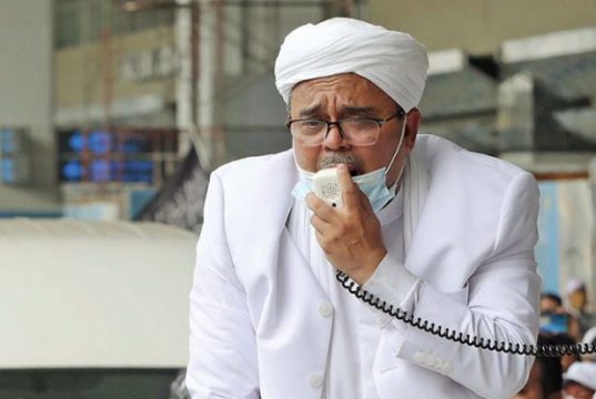 Seputar Kegaduhan dan Contempt of Court Peradilan Rizieq Shihab
