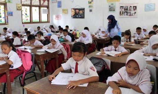 Ketika Narasi Radikal dan Intoleran Menyusup di Sekolah