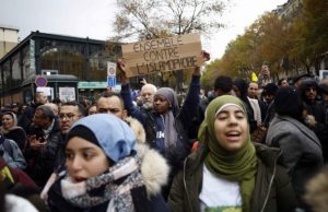 Kementerian Prancis Tolak RUU Pelarangan Simbol Agama