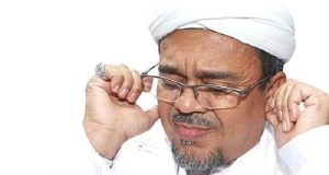 Pandir dan Dungu, Tidak Ada Korelasi dengan Titel yang Disandang: Sidang Habib Rizieq Mengajarkan