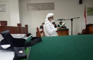 Putusan Sela, Majelis Hakim Tolak Dua Eksepsi Habib Rizieq