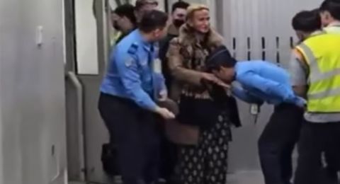 Soal Pemecatan Petugas Bandara Usai Kawal Habib Bahar, Islamophobia Sudah Parah